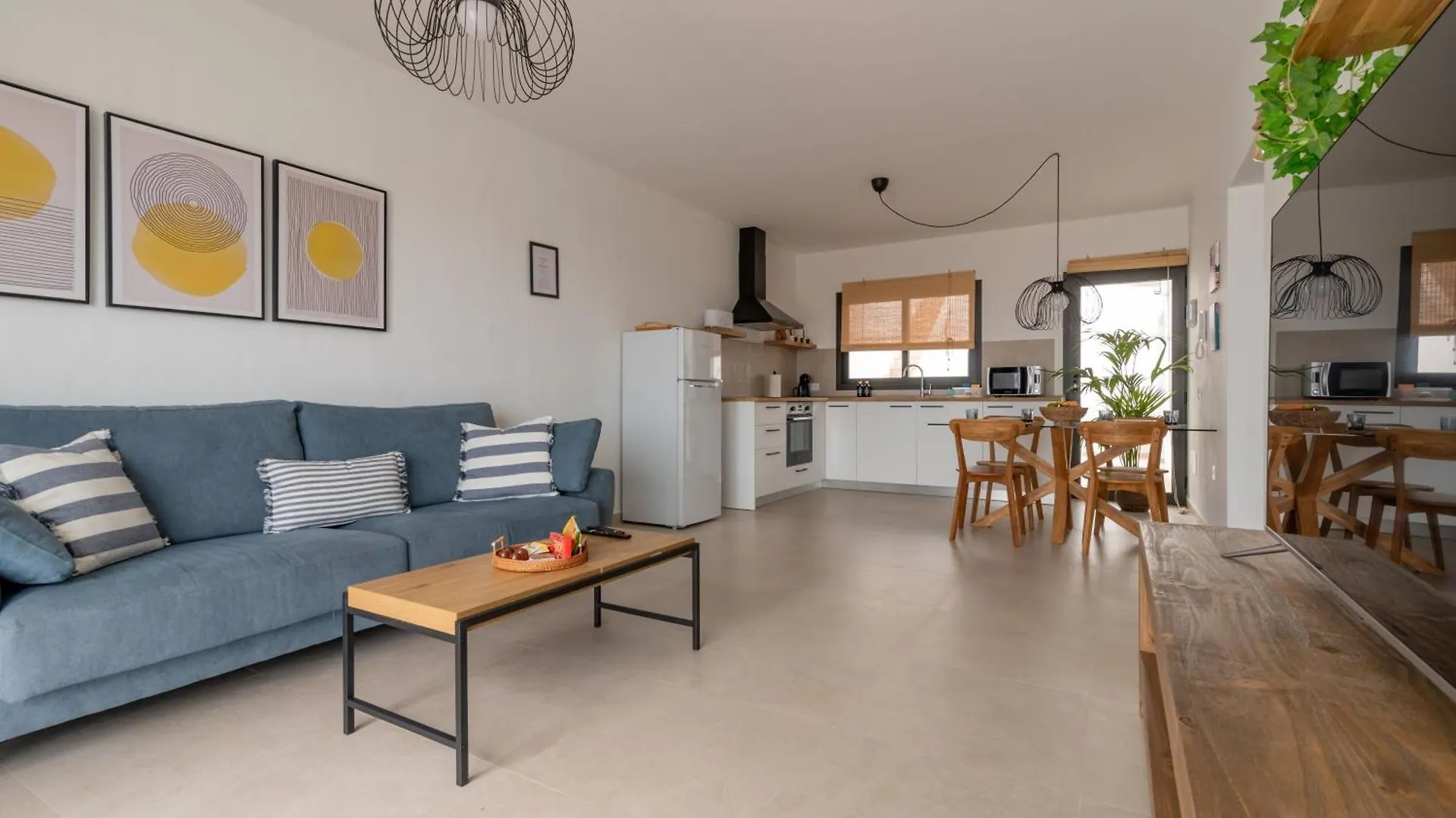 דירות קורלחו Seascape Pool, Air Con, View, Adult Only ספרד